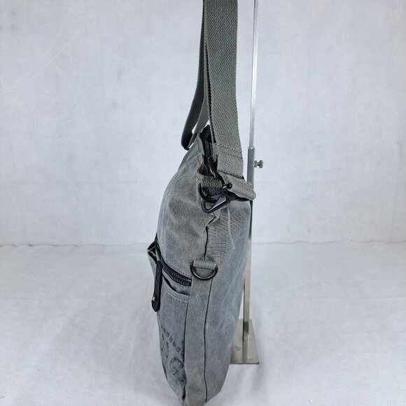 Kipling washing gray buckle crossbody Bag - Lightweight Nylon - Pre-Owned - Picture 3 of 16